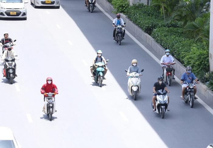 Dự báo thời tiết ngày 15/4: Nắng nóng gia tăng ở Bắc Bộ, có nơi trên 38 độ C