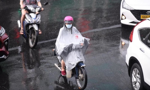 Dự báo thời tiết TP.HCM hôm nay 16/5: Mưa rào và dông vài nơi