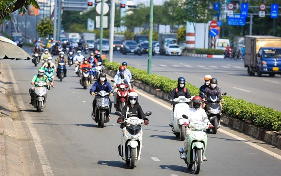 Dự báo thời tiết TP.HCM hôm nay 24/5: Nắng nóng, nền nhiệt cao nhất 35 độ C