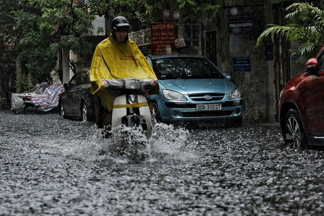 Dự báo thời tiết TP.HCM 28/5: Chiều có mưa rào và dông rải rác